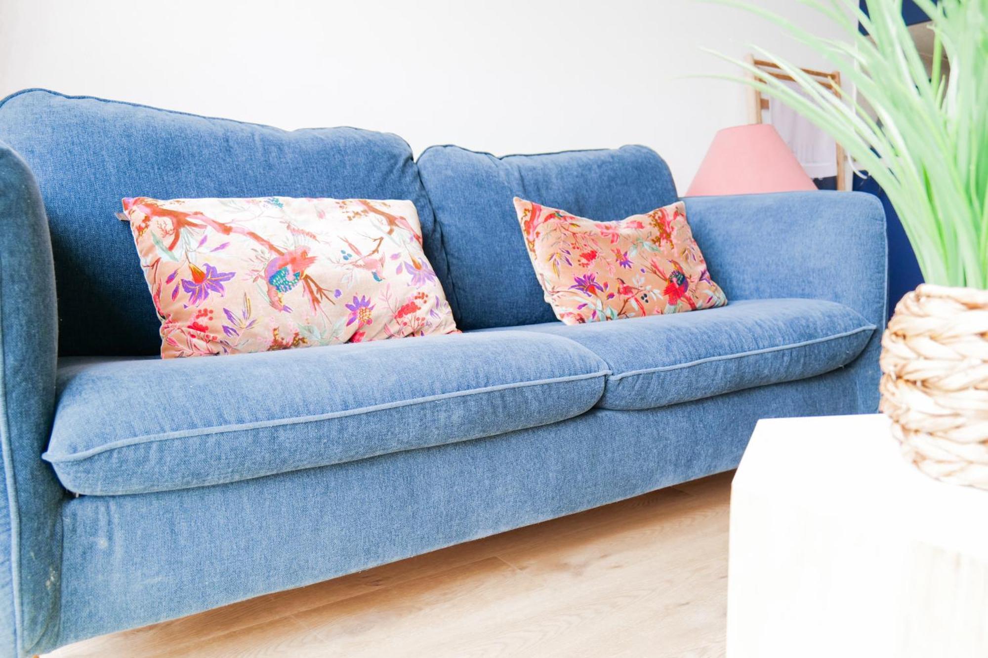 Appartement Renove Avec Gout Et Idealement Situe A Deux Pas Du Remblai เลส์ซาบล์-โดล็อนน์ ภายนอก รูปภาพ